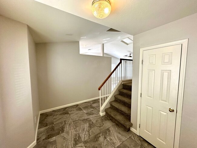 1329 E Cathedral Rock Dr in Phoenix, AZ - Building Photo - Building Photo