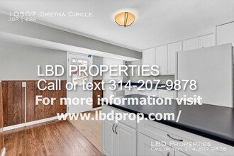 10507 Gretna Cir in St. Louis, MO - Building Photo - Building Photo