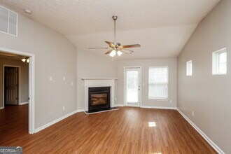 533 Arrowhead Dr in Dallas, GA - Building Photo - Building Photo