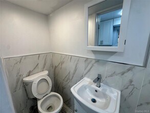 216 1st St in Yonkers, NY - Building Photo - Building Photo