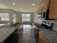 204 E Seminole St photo'