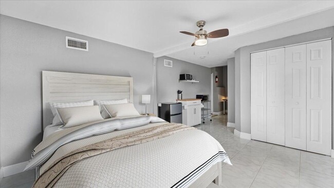 property at 2114 King Richard Rd