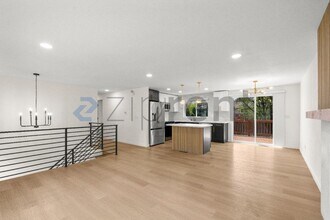 302 225th St SW in Bothell, WA - Building Photo - Building Photo