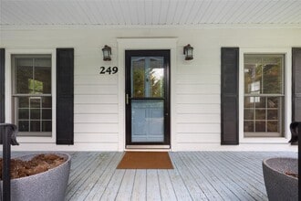 249 Cherry Ln in Suffern, NY - Building Photo - Building Photo