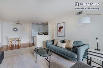 1220 N Fair Oaks Ave in Sunnyvale, CA - Building Photo - Building Photo