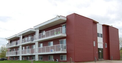 Redwood Manor in St Paul, AB - Building Photo - Building Photo