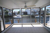 1102 Russell Dr in Highland Beach, FL - Foto de edificio - Building Photo