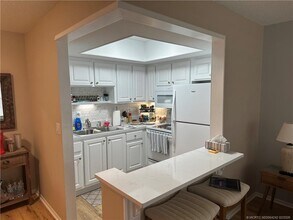 2929 SE Ocean Blvd in Stuart, FL - Building Photo - Building Photo