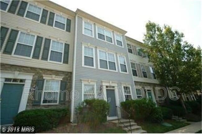 21792 Dragons Green Square in Ashburn, VA - Building Photo - Building Photo