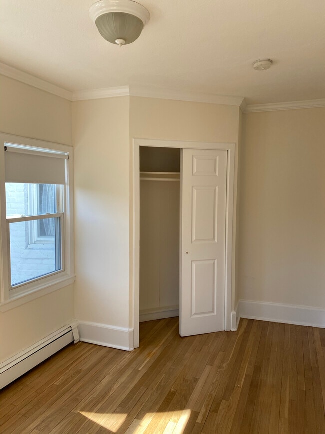 21 Fairbanks St, Unit #2 in Brookline, MA - Building Photo - Building Photo