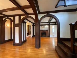 404 Lloyd Ave in Providence, RI - Building Photo - Building Photo