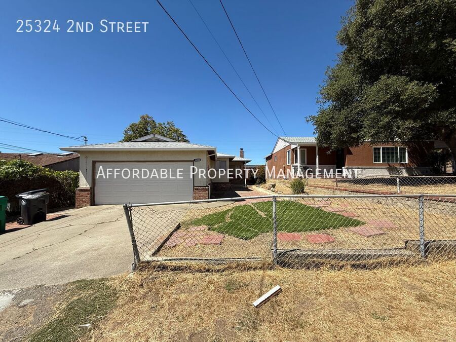 25324 2nd St in Hayward, CA - Building Photo