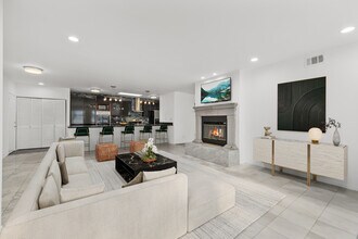 4442 Saint Clair Ave in Studio City, CA - Building Photo - Building Photo