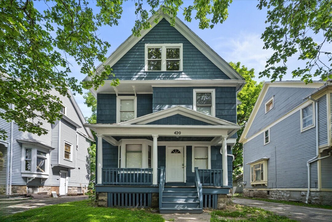 420 Parsells Ave in Rochester, NY - Building Photo
