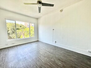 1454 W 3rd St in Los Angeles, CA - Building Photo - Building Photo