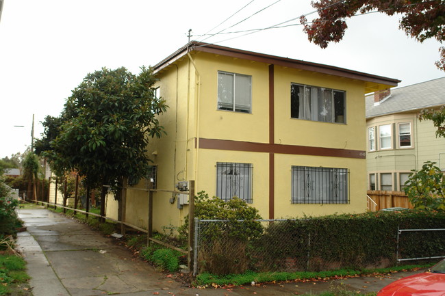 1340-1344 Berkeley Way in Berkeley, CA - Building Photo - Building Photo