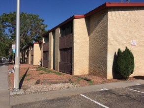 Borderman's Reef in Albuquerque, NM - Building Photo - Building Photo