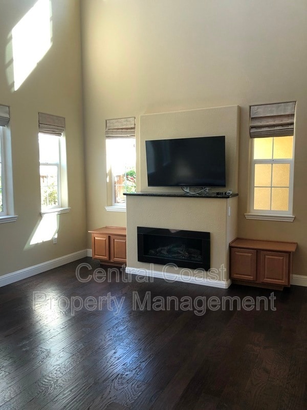 18023 McDowell St in Marina, CA - Building Photo - Building Photo