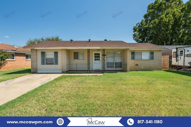 property at 5107 Parklane Dr
