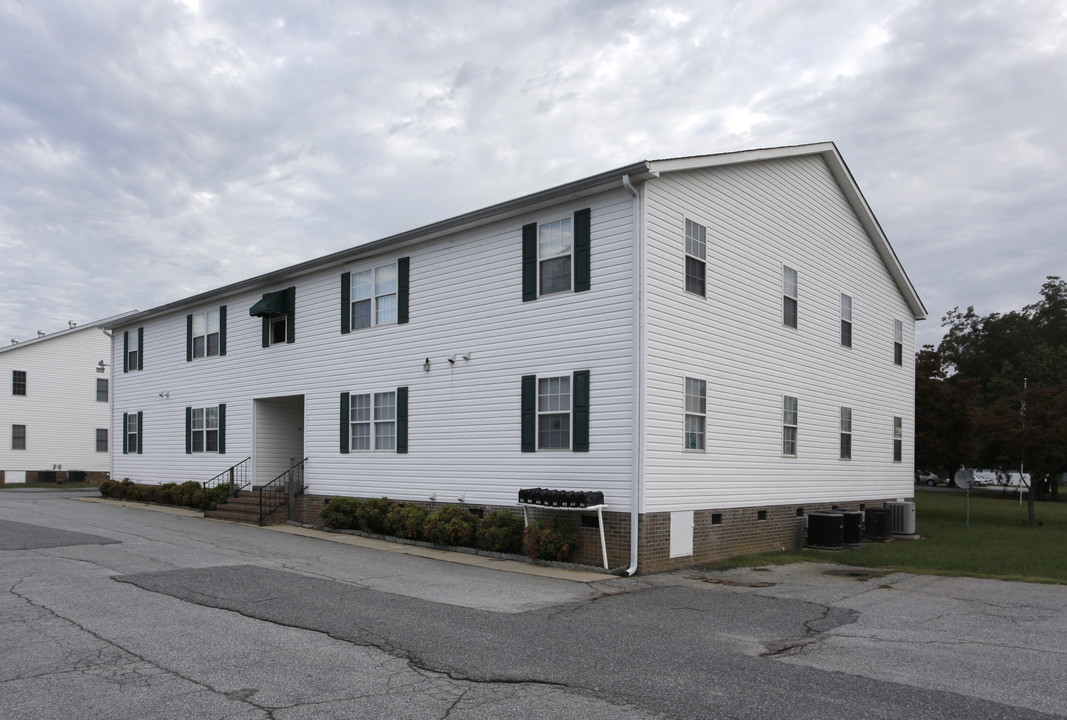 Hudgins Way in Anderson, SC - Foto de edificio