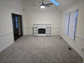 7406 Pineleaf Dr in Richmond, VA - Building Photo - Building Photo