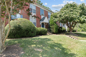 Linden at Forest Hill in Richmond, VA - Building Photo - Building Photo