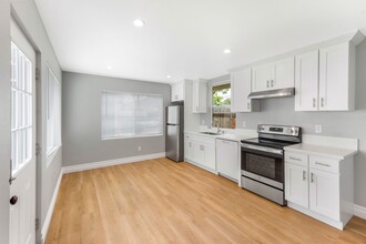 461 N Citrus St in Orange, CA - Foto de edificio - Building Photo