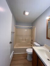 52 Van Nostrand Ave, Unit Single Family in Jersey City, NJ - Building Photo - Building Photo