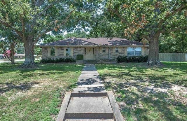 property at 439 E Main St