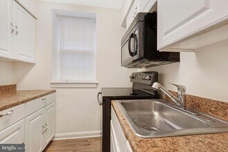 22 S Old Glebe Rd in Arlington, VA - Building Photo - Building Photo