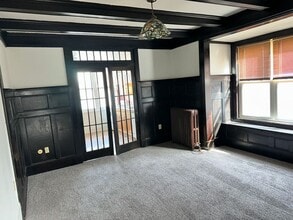 1663 Suburban Ave in Pittsburgh, PA - Building Photo - Building Photo