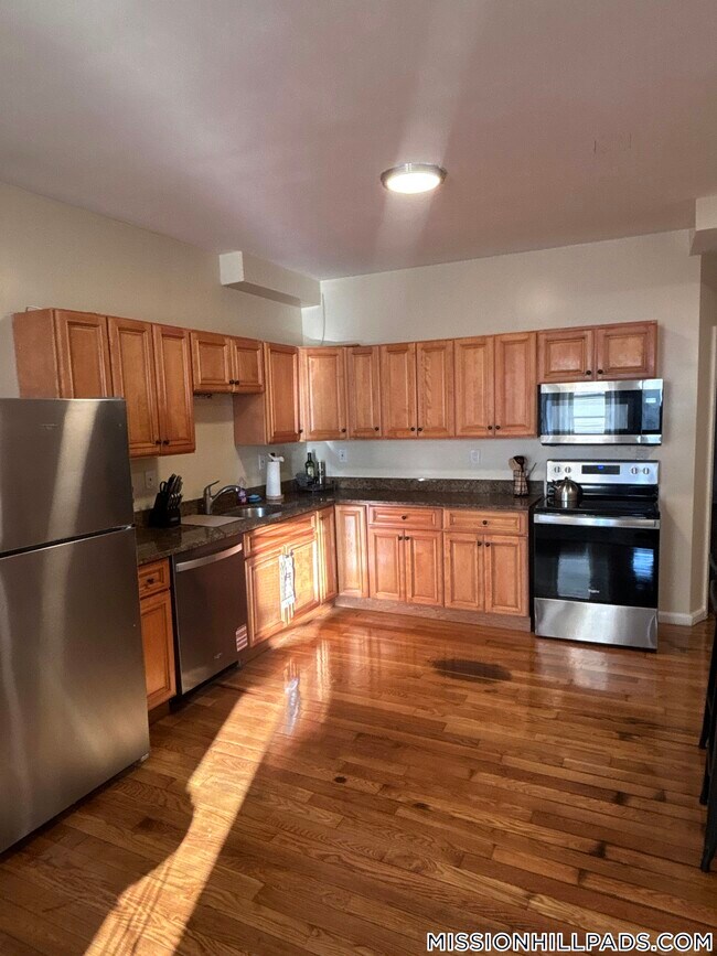 252 Warren St in Boston, MA - Building Photo - Building Photo