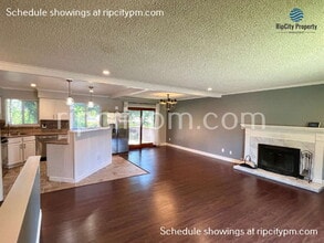 732 NE 195th Ave in Portland, OR - Building Photo - Building Photo