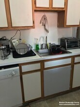 26 Symphony Rd, Unit 3 in Boston, MA - Foto de edificio - Building Photo