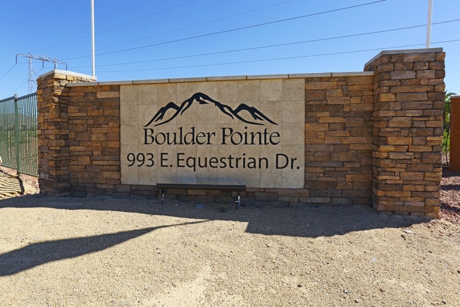 Boulder Pointe in Henderson, NV - Foto de edificio - Building Photo