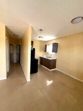 4211 Santa Isabel Ave in Laredo, TX - Building Photo - Building Photo