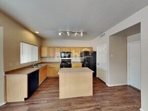 1509 S 123rd Dr in Avondale, AZ - Building Photo - Building Photo