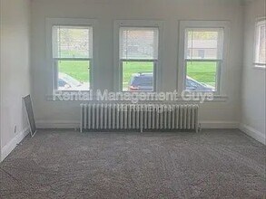 1649 Russell Ave N in Minneapolis, MN - Building Photo - Building Photo