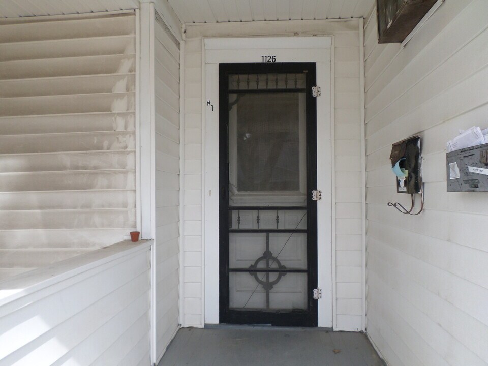 1126-1126 Vattier Street in Manhattan, KS - Building Photo