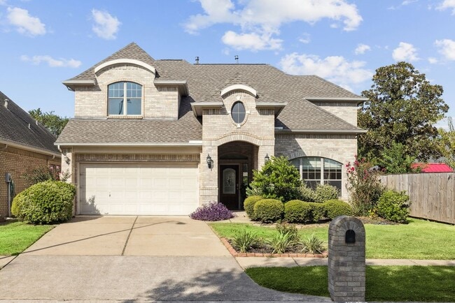 6615 Redberry Glen Ln