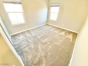 2826 Turnstone Ridge St in Henderson, NV - Building Photo - Building Photo