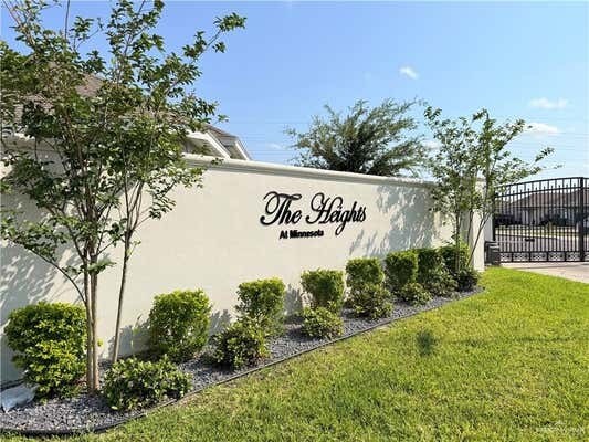 5101 N Hiawatha Dr, Unit 4 in Pharr, TX - Building Photo