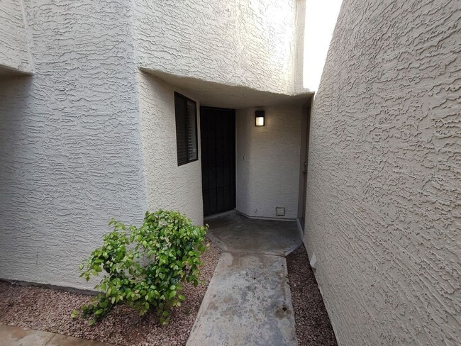 835 N Granite Reef Rd in Scottsdale, AZ - Building Photo - Building Photo