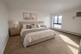 2 Victory Rd in Lynn, MA - Foto de edificio - Building Photo