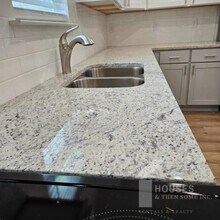 205 Blackwood St in Greenville, SC - Building Photo - Building Photo