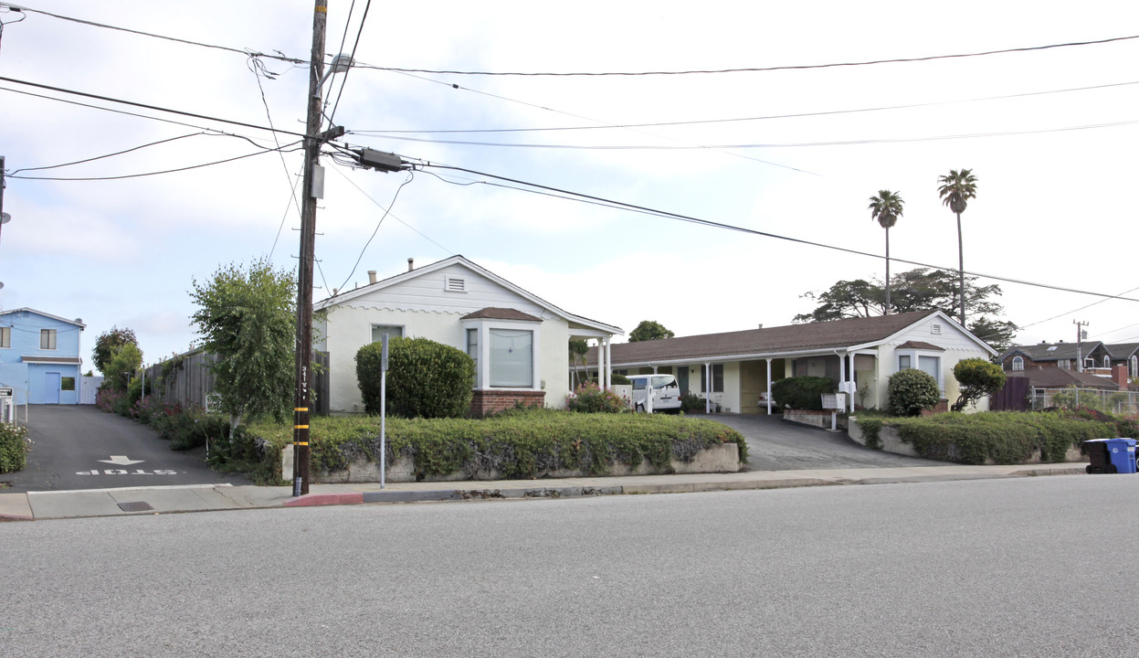 820 3rd St in Santa Cruz, CA - Building Photo