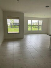 15673 SW Egret Coast Dr in Port St. Lucie, FL - Building Photo - Building Photo