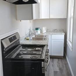 25 Saxon St, Unit 2 in Fall River, MA - Building Photo - Building Photo