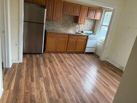 2 Kent Rd, Unit 6 in Wappingers Falls, NY - Building Photo