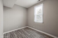 522 W 81st St, Unit 2 - 6